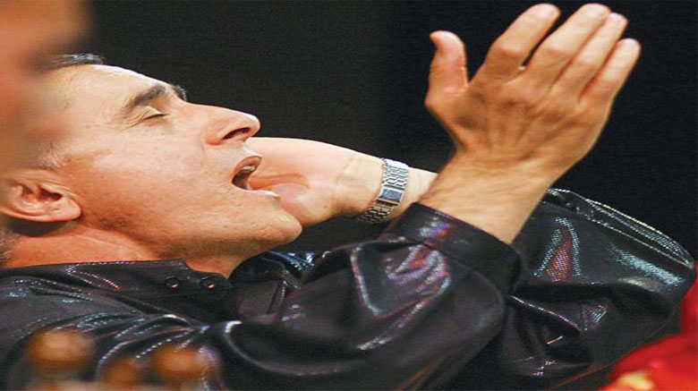 Qadınlar, yoxsa kişilər muğamı gözəl ifa edir?”